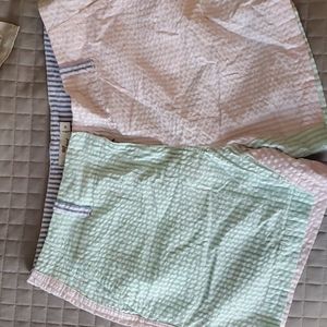 Vineyard Vines Multi Color Ssersucker shorts in pastels size 12